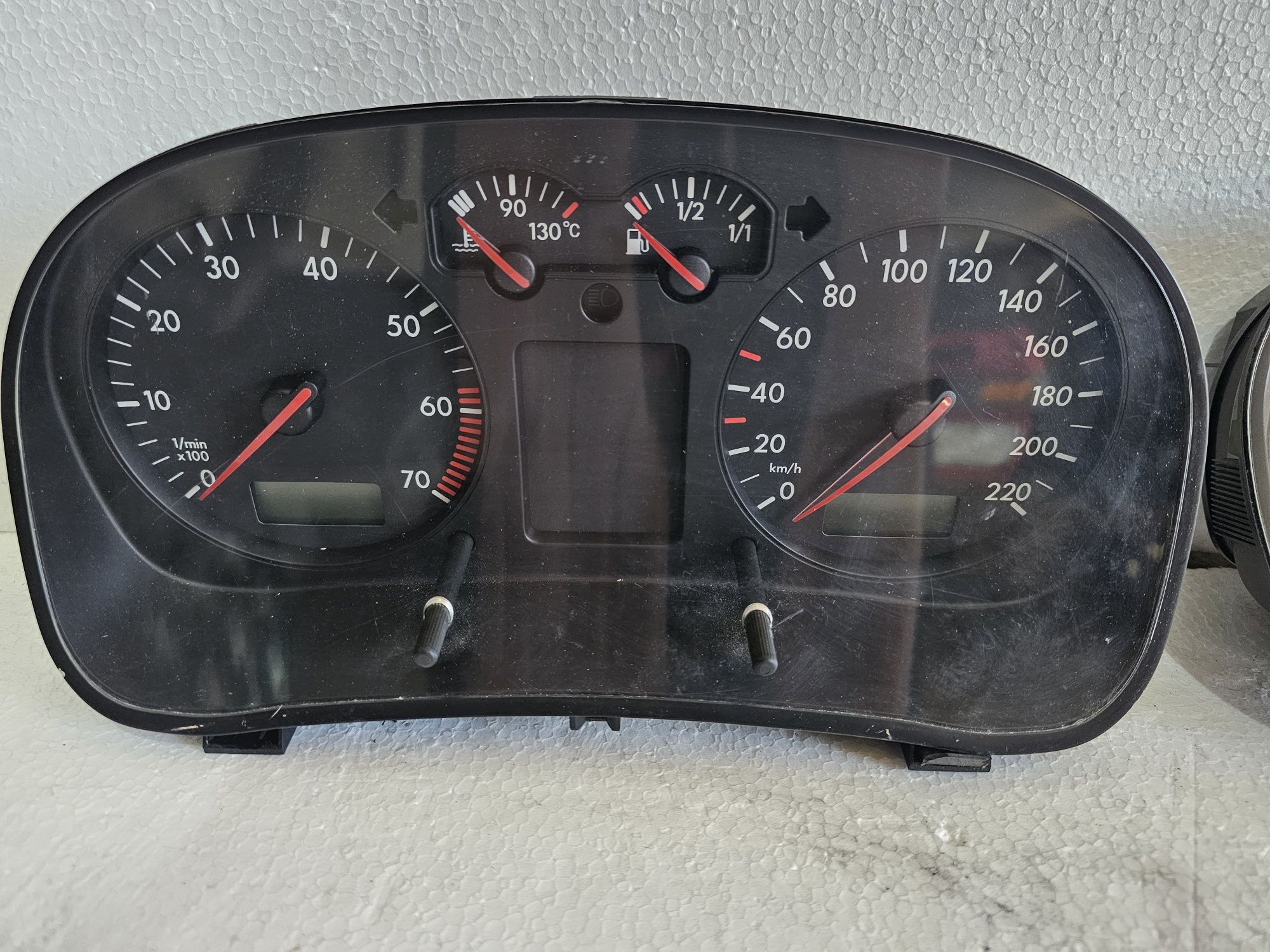 Ceasuri de bord originale Volkswagen Golf 4 / Bora diesel benzina