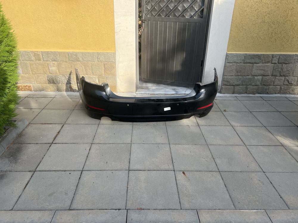 BMW G30 задна броня с прагове обурудвана