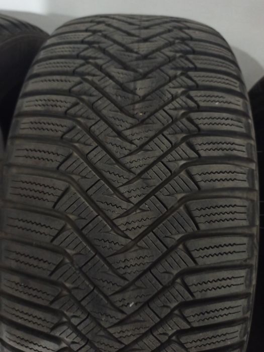 Зимни гуми Laufen 225x50x27