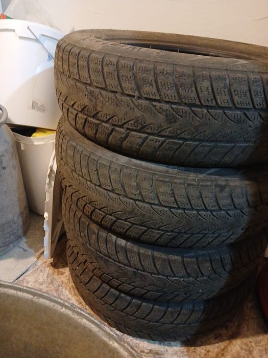 Шины зимние липучки 4 шт