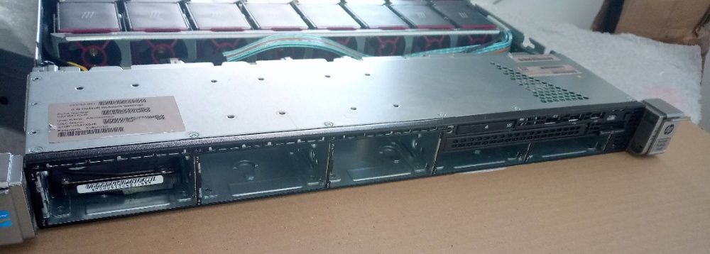 Сървър HPE DL360p Gen8 2*Xeon Е5-4650L 8C 2.6-3.1GHz 32GB P420i 1GB