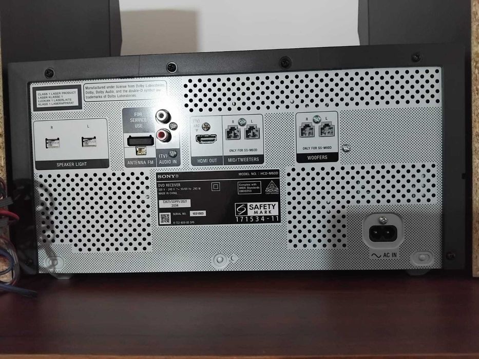 sistem audio de la firma sony model mhc m60d sunet clar si puternic