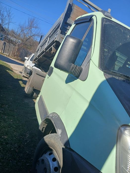 Vând Iveco basculabil !