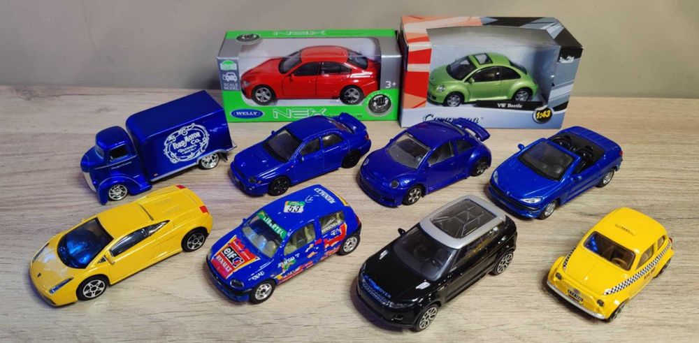 Колички Welly, Bburago 1:43