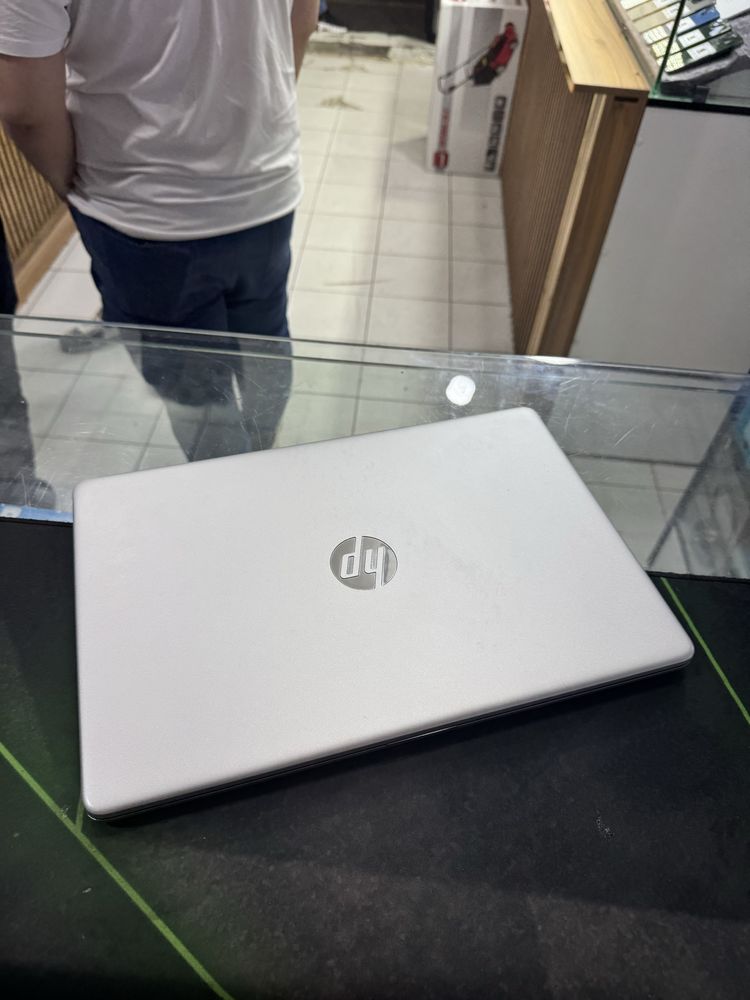 Ноутбук Hp Intel Core I3-12 6 Ядро SSD 256GB ОЗУ 8Gb 15.7 Full Hd