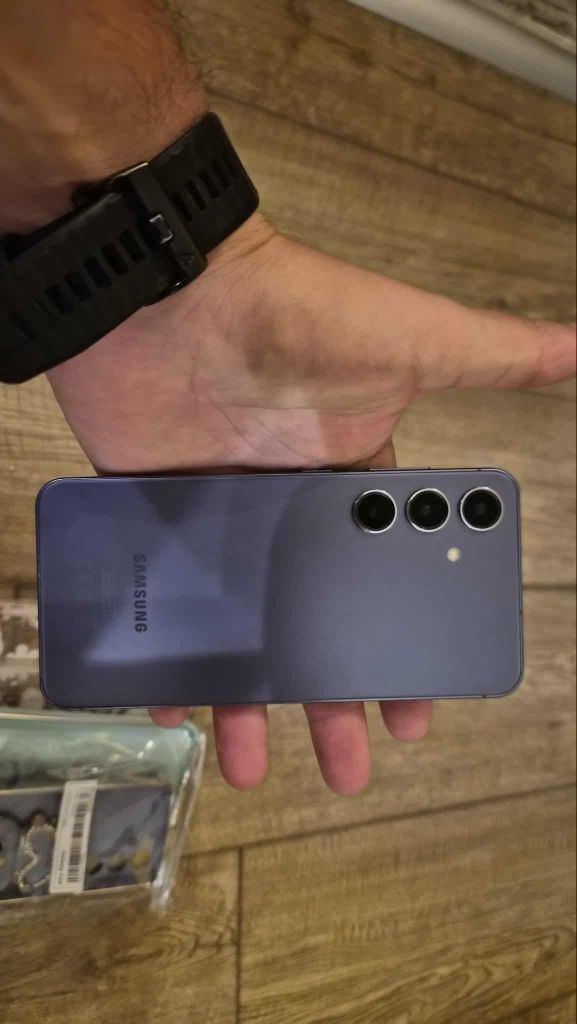 Samsung Galaxy S24 - Cobalt Violet 256GB