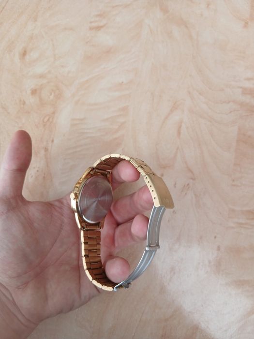 Vand ceas casio gold