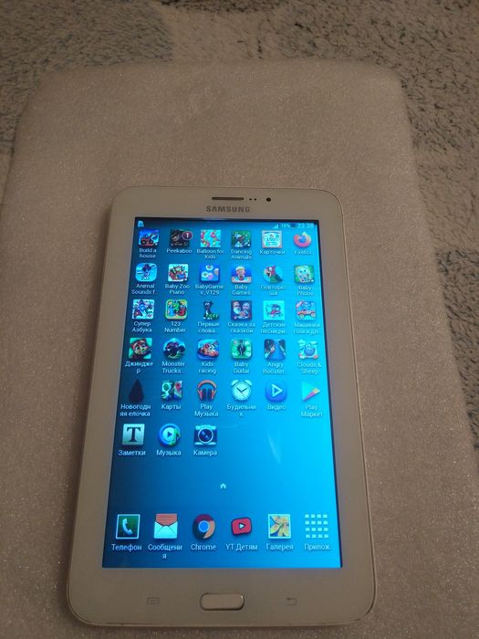 Планшет Samsung Galaxy Tab 3 Lite.