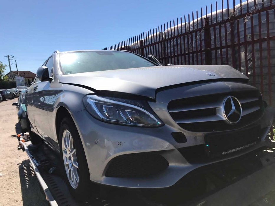 Dezmembrez mercedes class w205 volan STANGA/far full led w205/interior