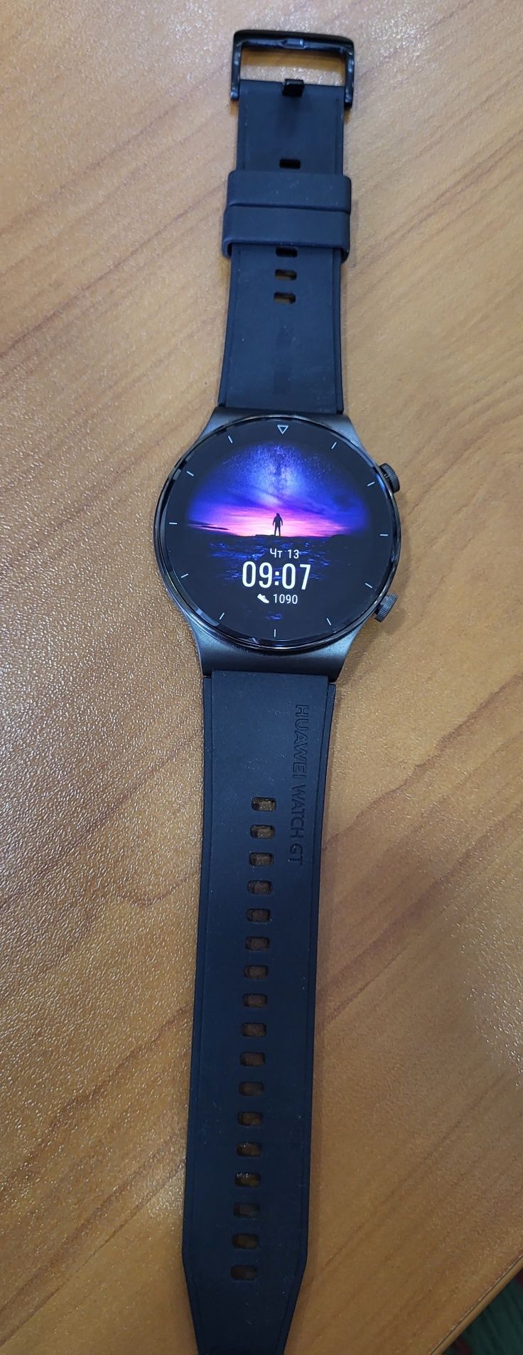 Продаю смарт часы Huawei (оригинал)