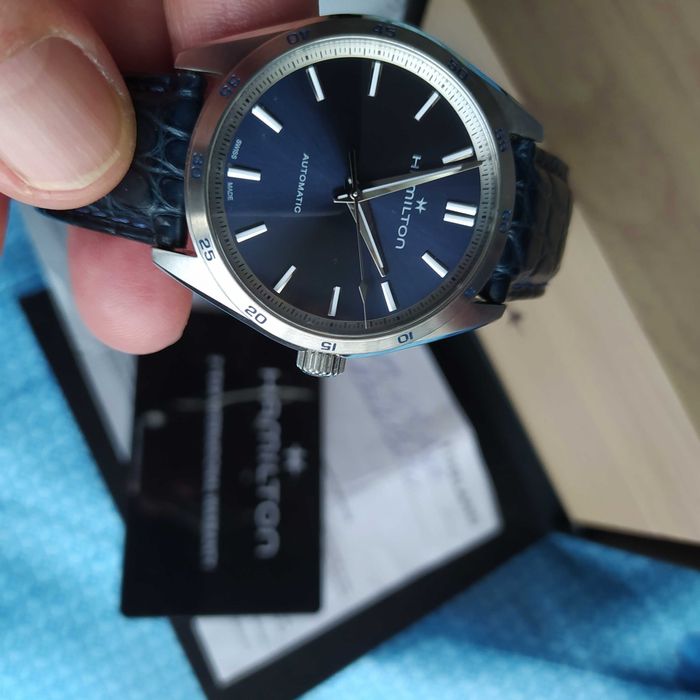 Колекция швейцарски часовници. ПОДАРЪК !