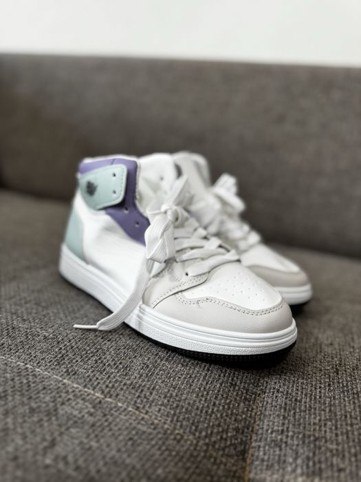 Новые кеды 38 размера