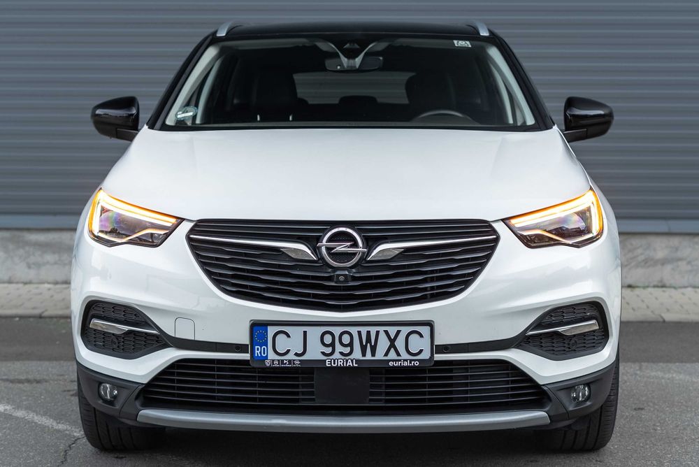 Opel Grandland X Plug-In Hybrid 1.6 PHEV AT8 – 224 CP – 2020