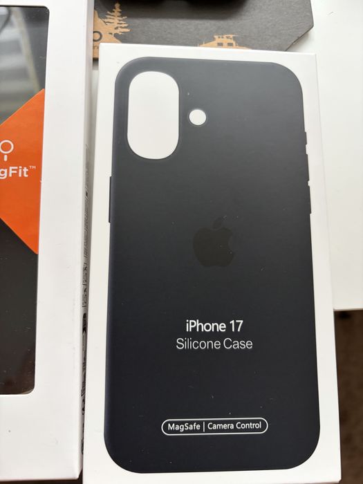 Iphone 17 кейс/калъф