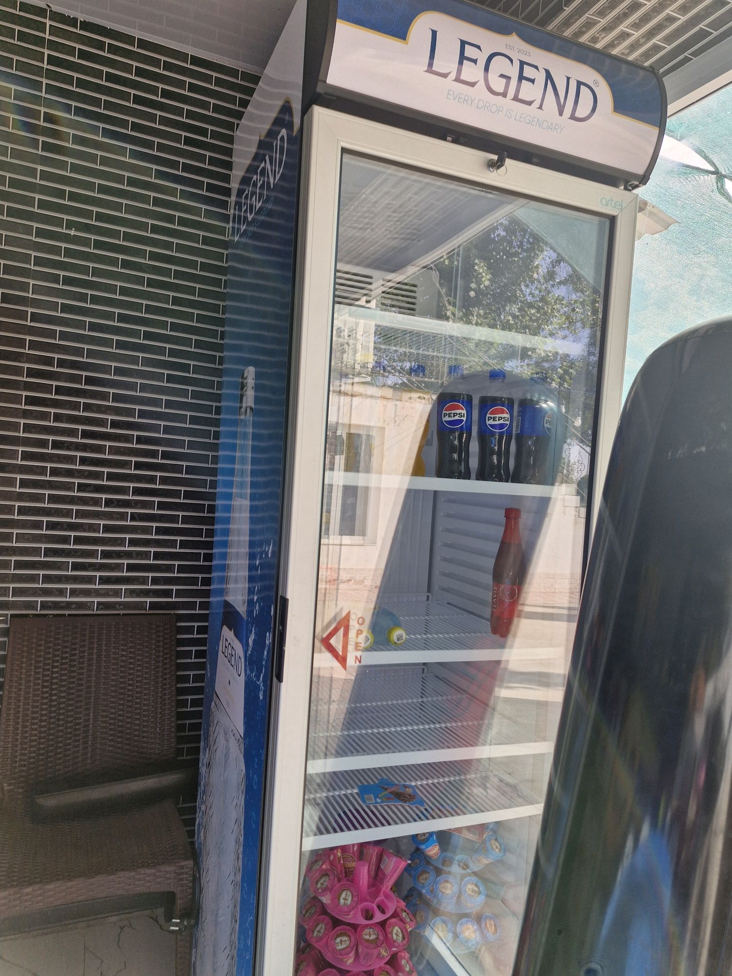 Холодильник Артел для напитков