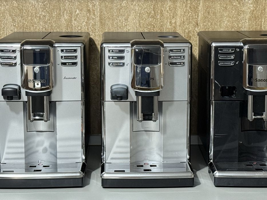 Vand 3 Espressoare Saeco