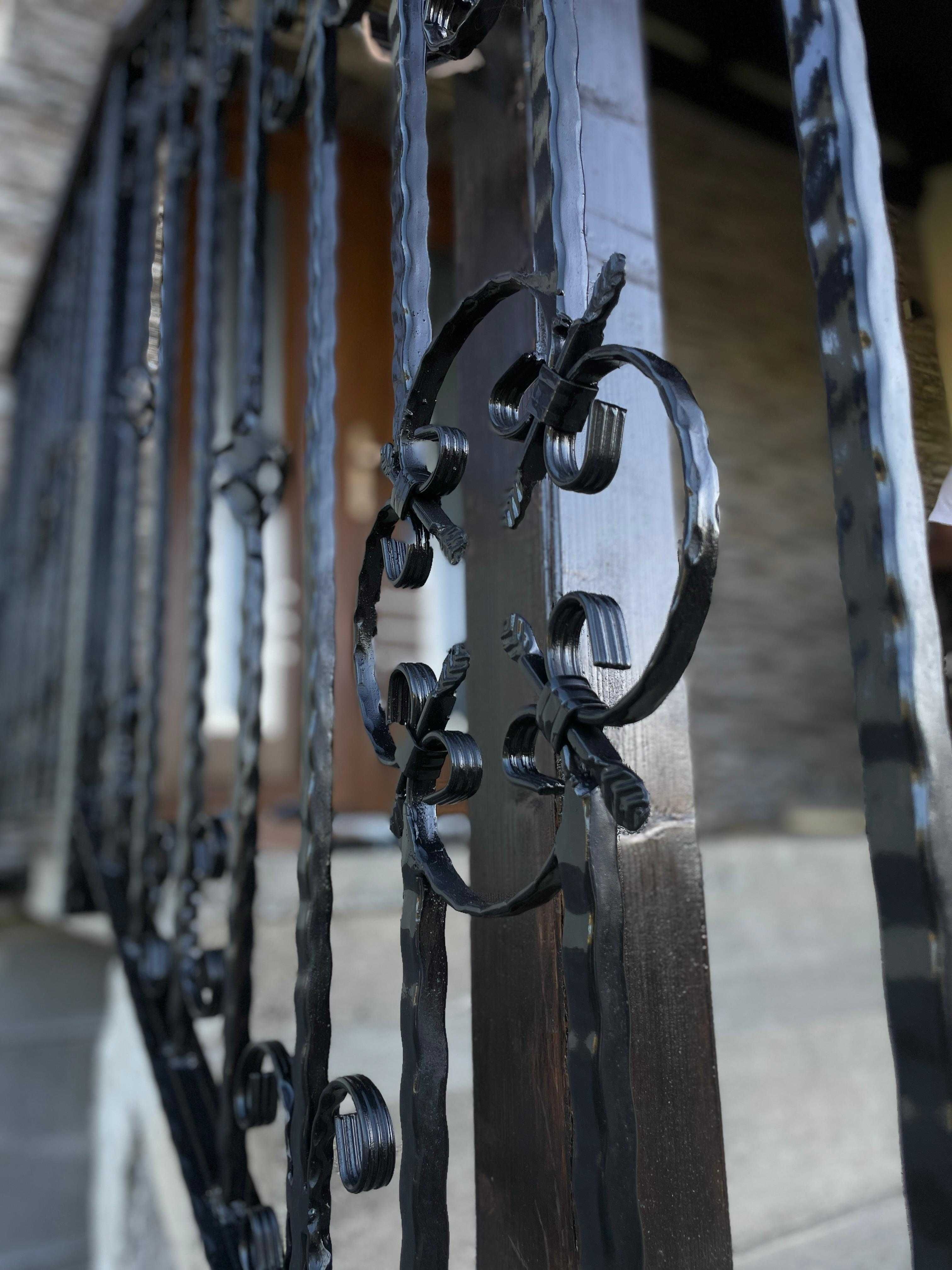 Porți ,Garduri , Balustrade