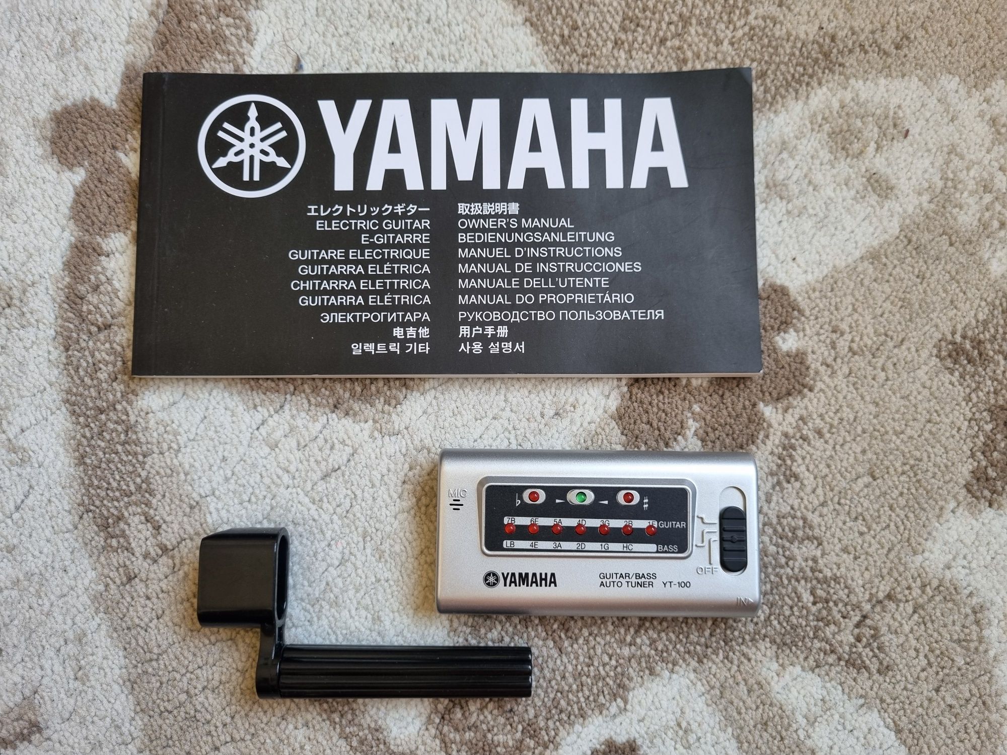 Электрогитара YAMAHA ERG 121C