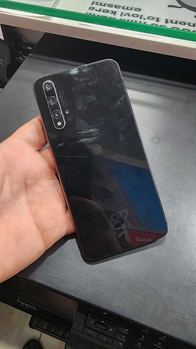 honor 20 / nova  5t 6/128