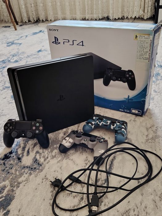 Sony playstation 4 slim