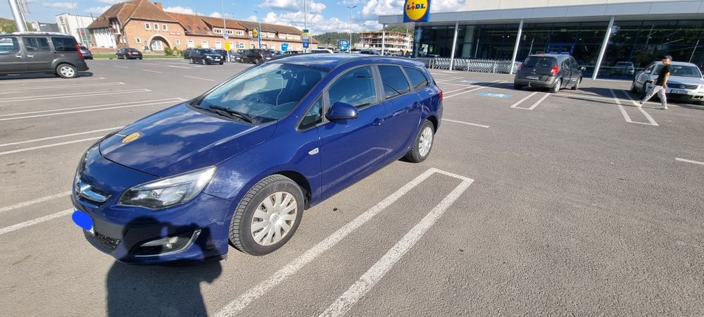 De vânzare Opel Astra J