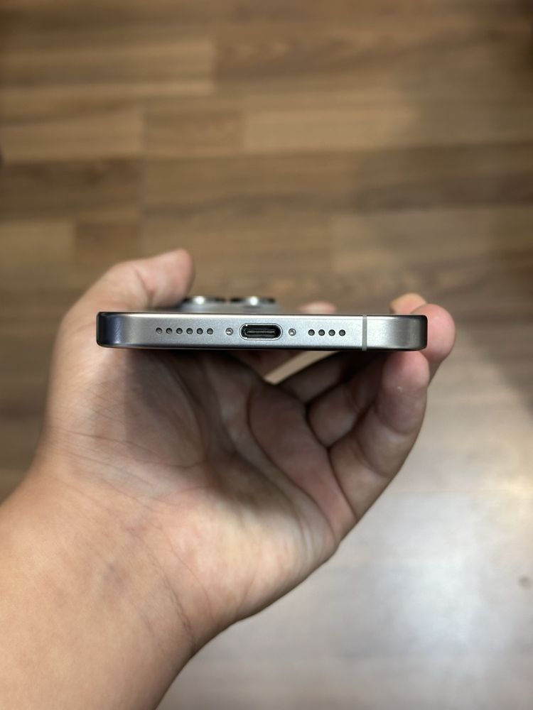 Iphone 15Pro Max Titanium