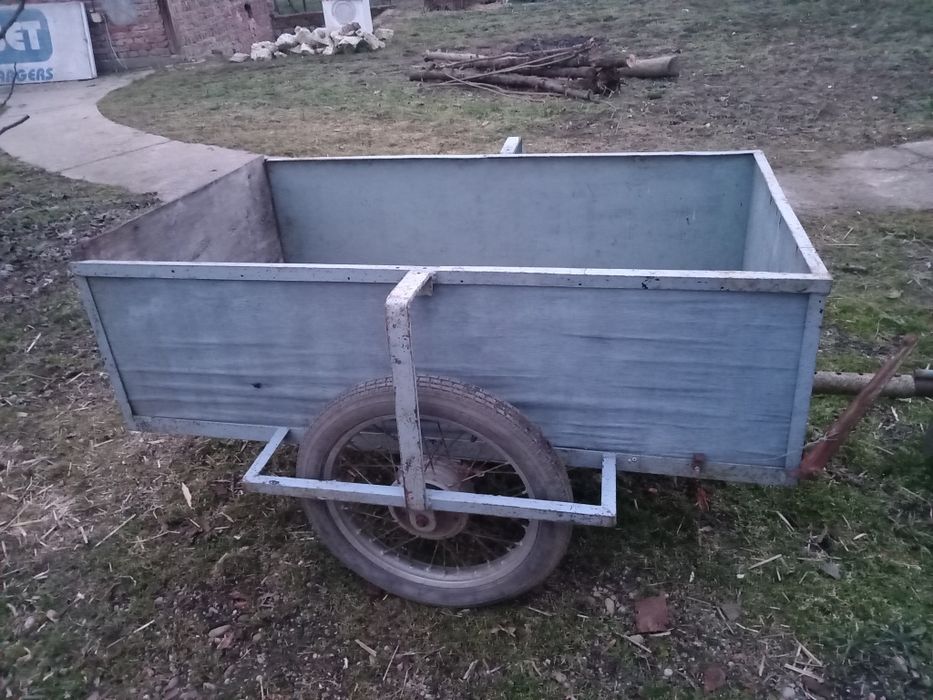 Remorcă după motocultor motosapă sau atv.