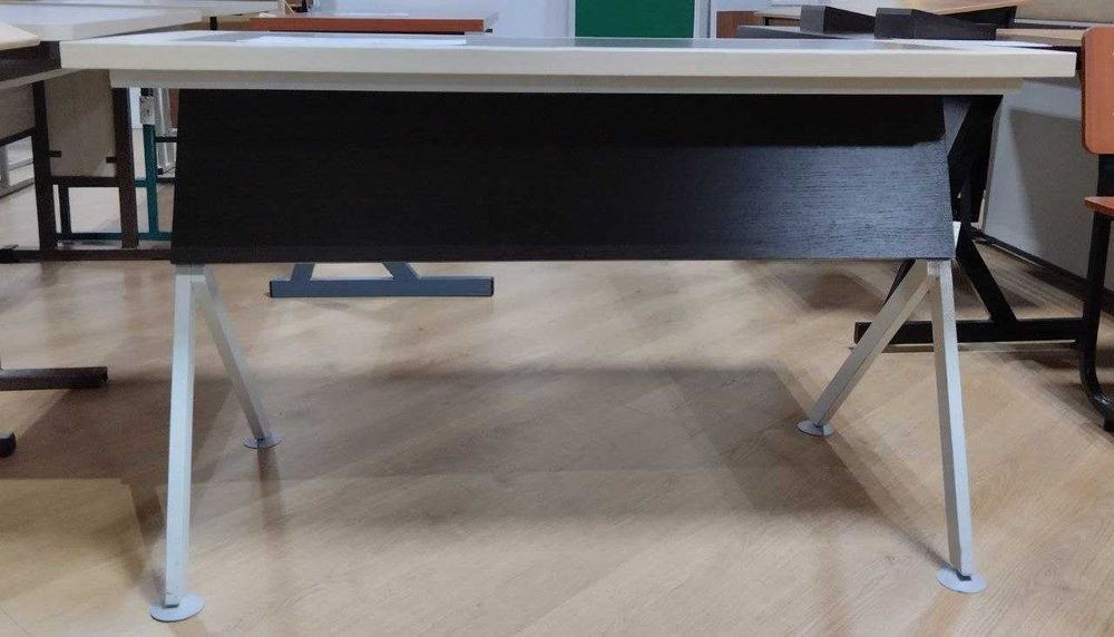 Парта ученическая