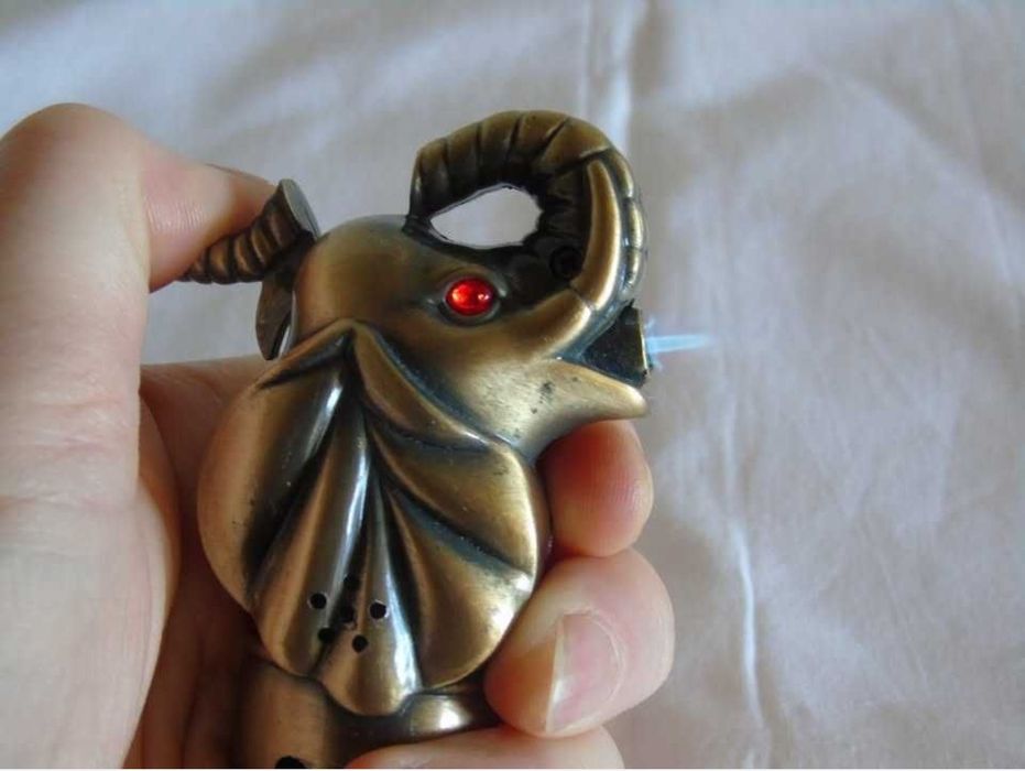 Brichetă metal reîncărcabilă