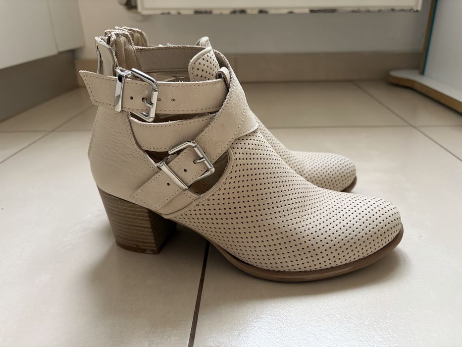 Botine Lasocki de toamna