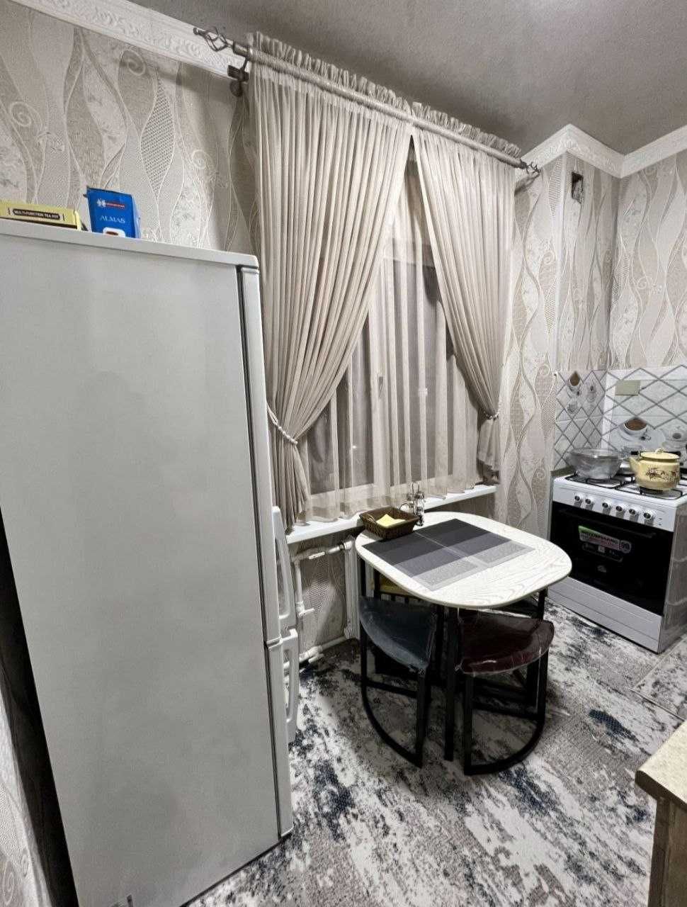 Arenda kvartira 2|5|5 Olmazor tumani  SebzorTaxtapul 400$ ID:027