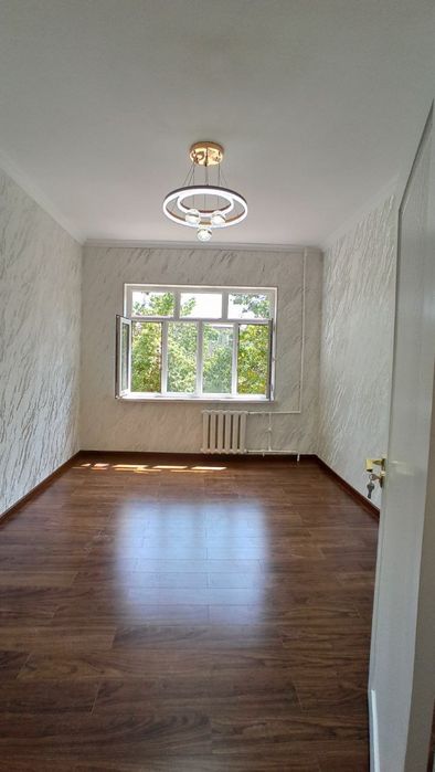 Продажа 2 хона 3 етаж 4 етажл 
Кора камиш 2/4
56 кв
Балкон 2*6