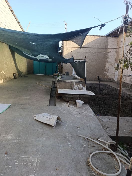 Продаётся дом в посёлке янги арик