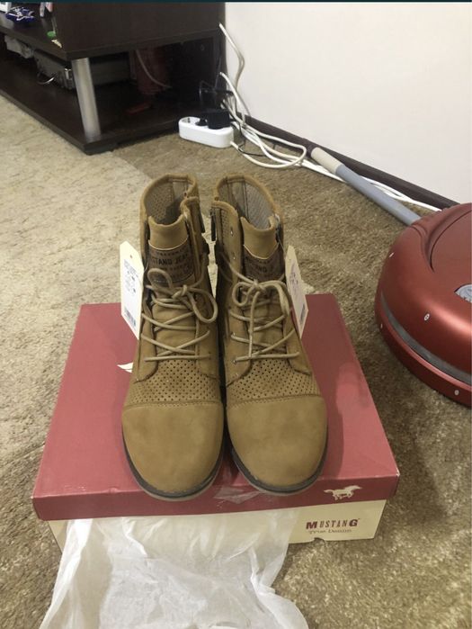 Дамски есенни боти Mustang - 40