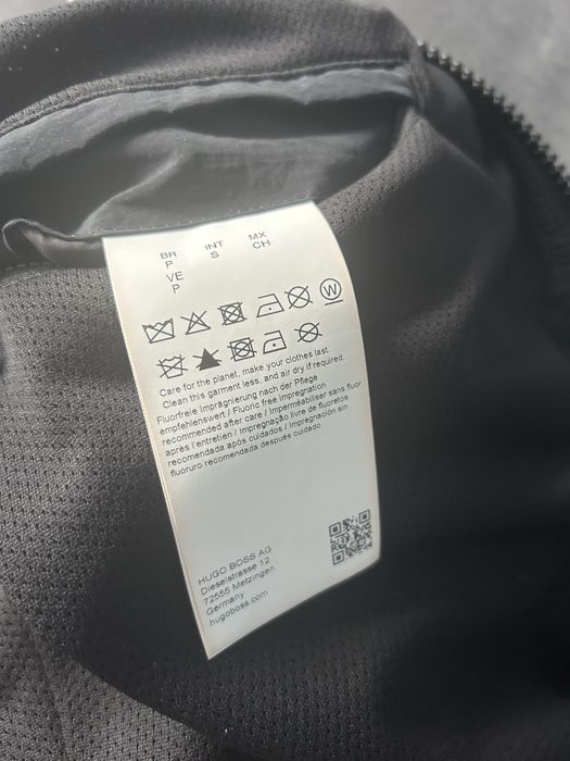 Яке Hugo като ново