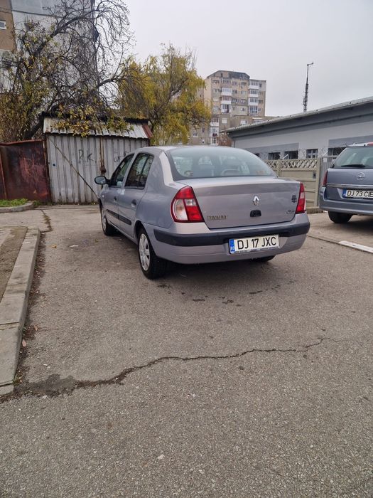 Se vinde Renault Clio2  2005 1.4