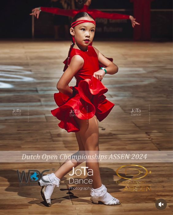 Продается рейтинговое платье, бальное платье