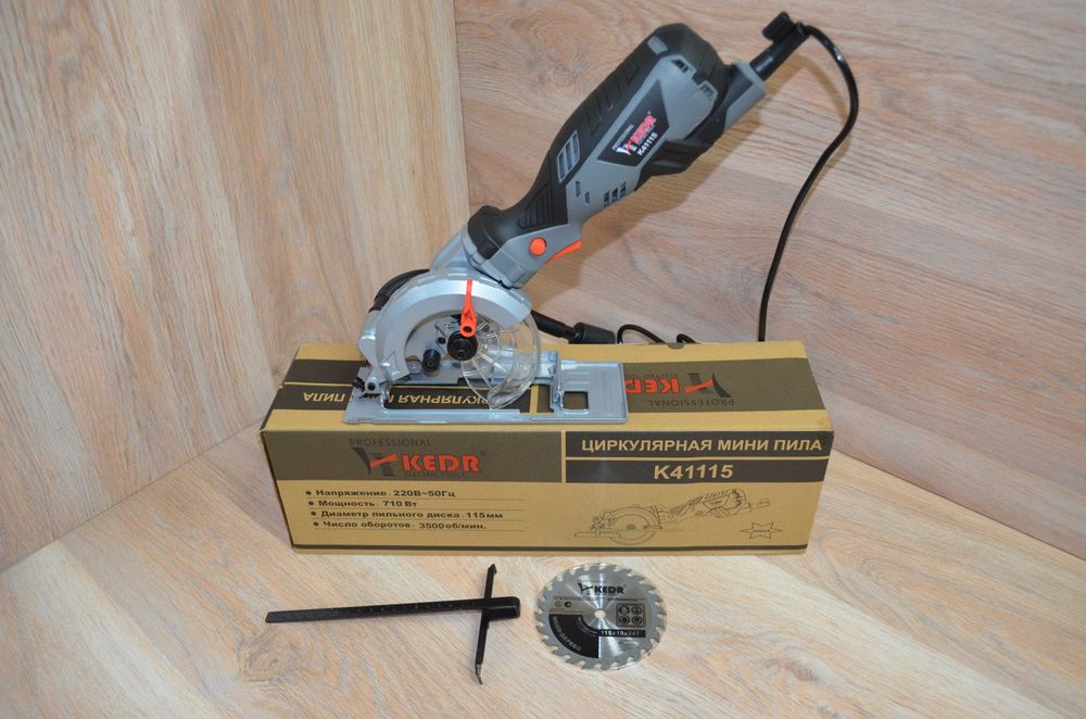 Мини циркулярная пила КЕДР