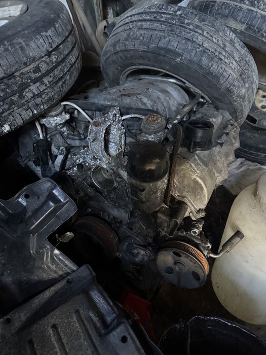 Продам двигатель на мерседес3,2