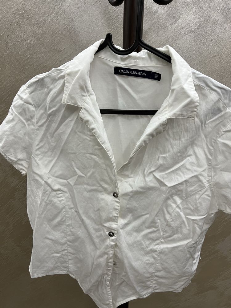 Тениска Guess Рокля Armani Exchance