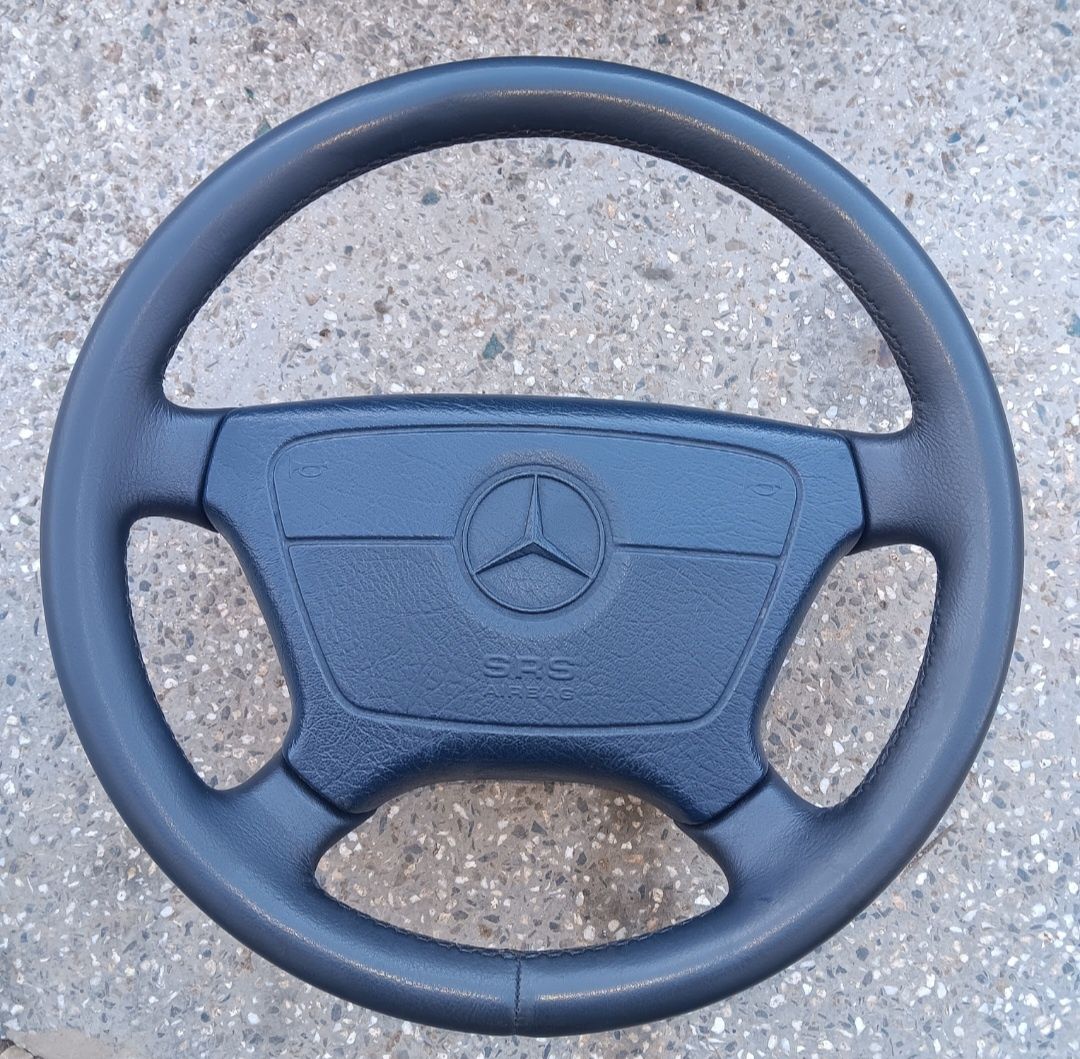 Mercedes W124 300 TD на части!
