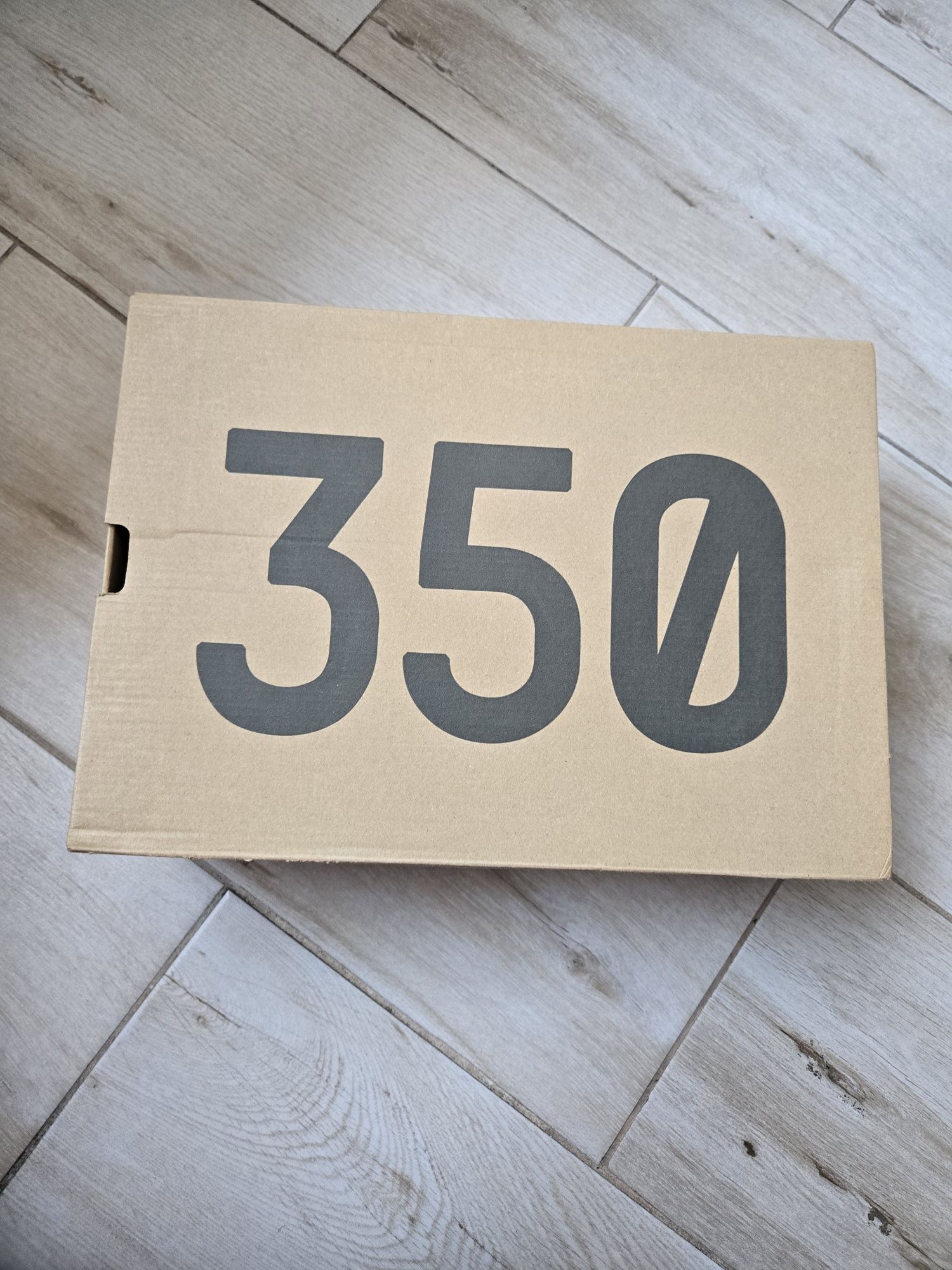 Yeezy V2 350 Bone