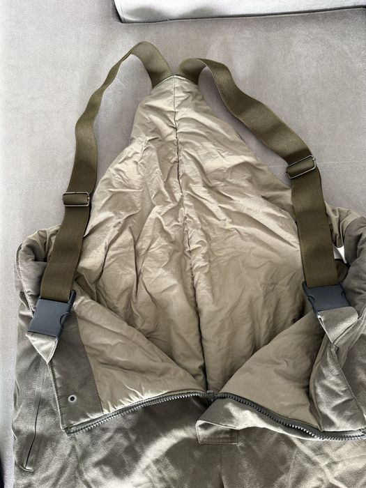 Продавам ловни зимни гащеризони