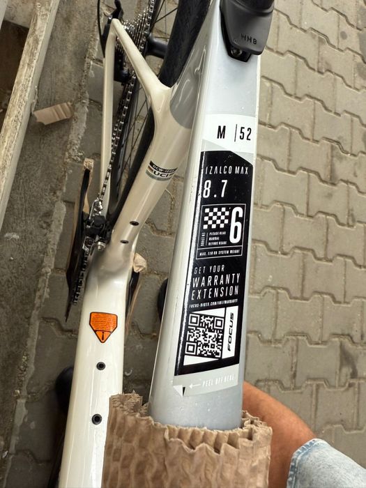 Bicicleta noua Focus Izalco Max 8.7 full carbon