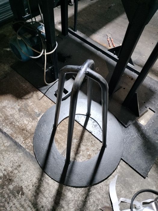 Masina de impletit plasa de gard 220V .