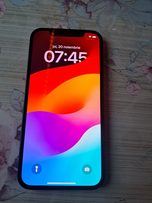 Iphone 12  in stare  buna