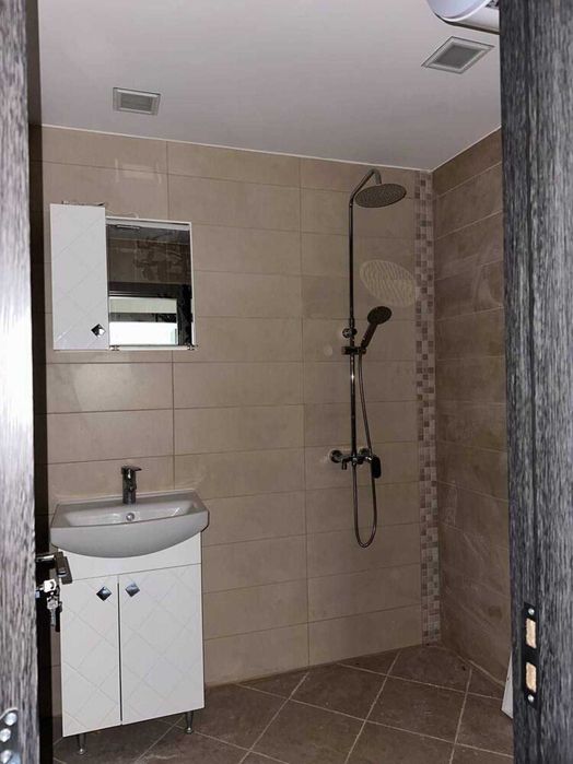 Продава се Двустаен апартамент в Пловдив, Беломорски - 77 кв.м за 1350 €/кв.м - Снимка #3