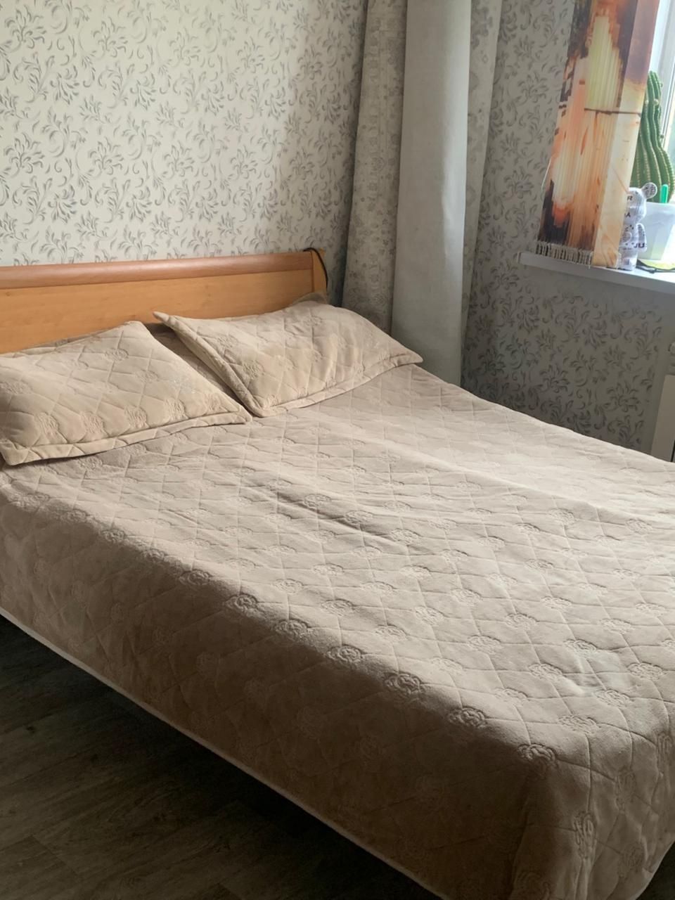Продается кровать и шкаф в спальню