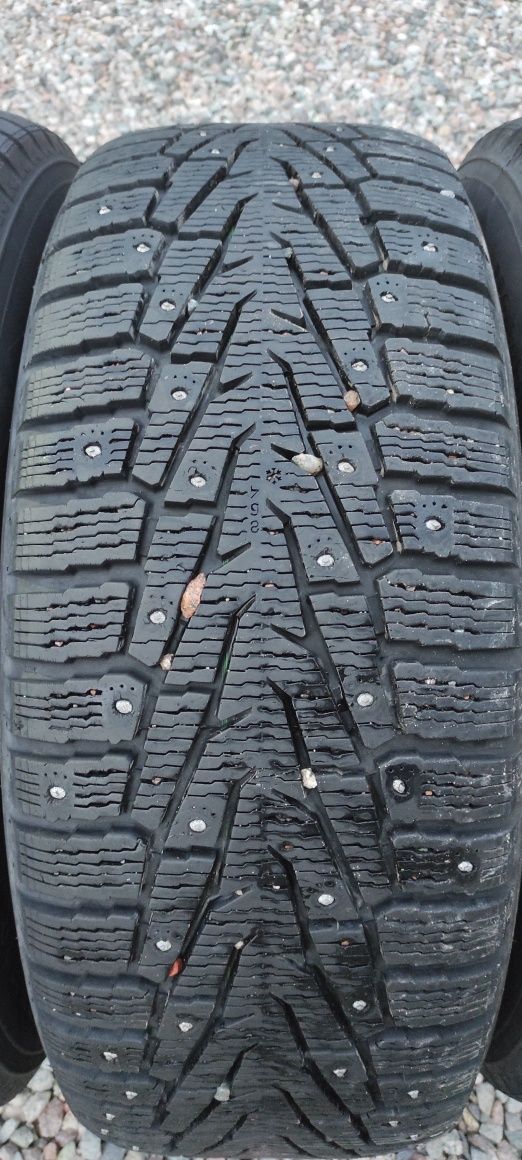 Шина 1шт.265/60/18 nokian.