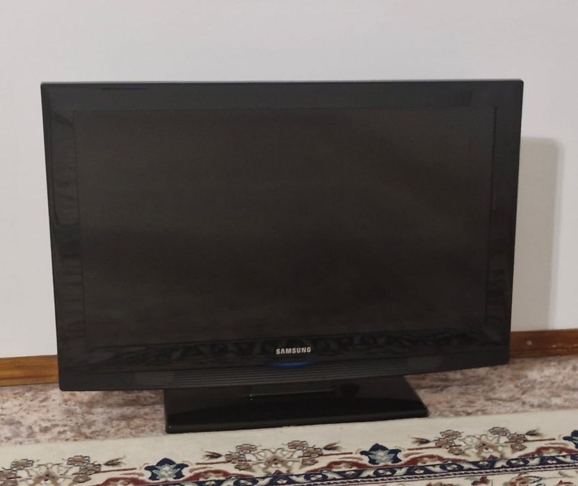 Телевизор Samsung LE32B350F1W